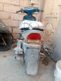 دراجات  كوم حديد سيام نحله وكامكو جي 3 سعر خاص او الاتصال على رقم 0781...