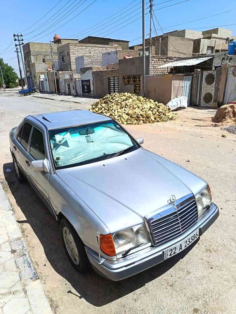 سلام عليكم للبيع مارسيدس دب موديل 1986مكفوله من خياس قواعد دبل مكينه 3000 تبريد ثلج حداديه جديده خير من الله السنويه ل29 تحويل وكاله اني حاضر رقم اربيل دولي هزه جديده مكان السياره النجف السعر 55 لانتصال ***********
