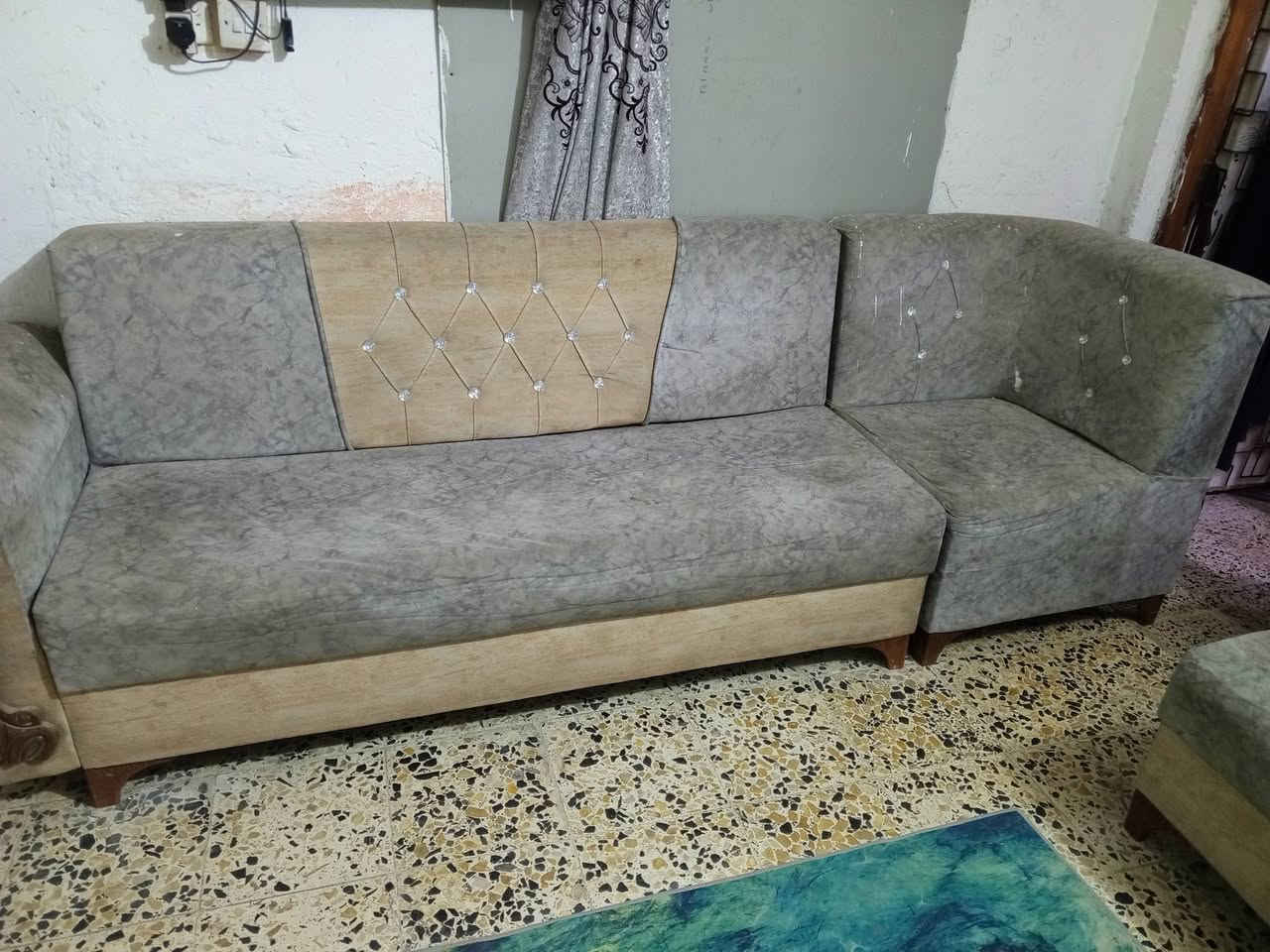 كنبة • ماكو تفاصيل • شكد