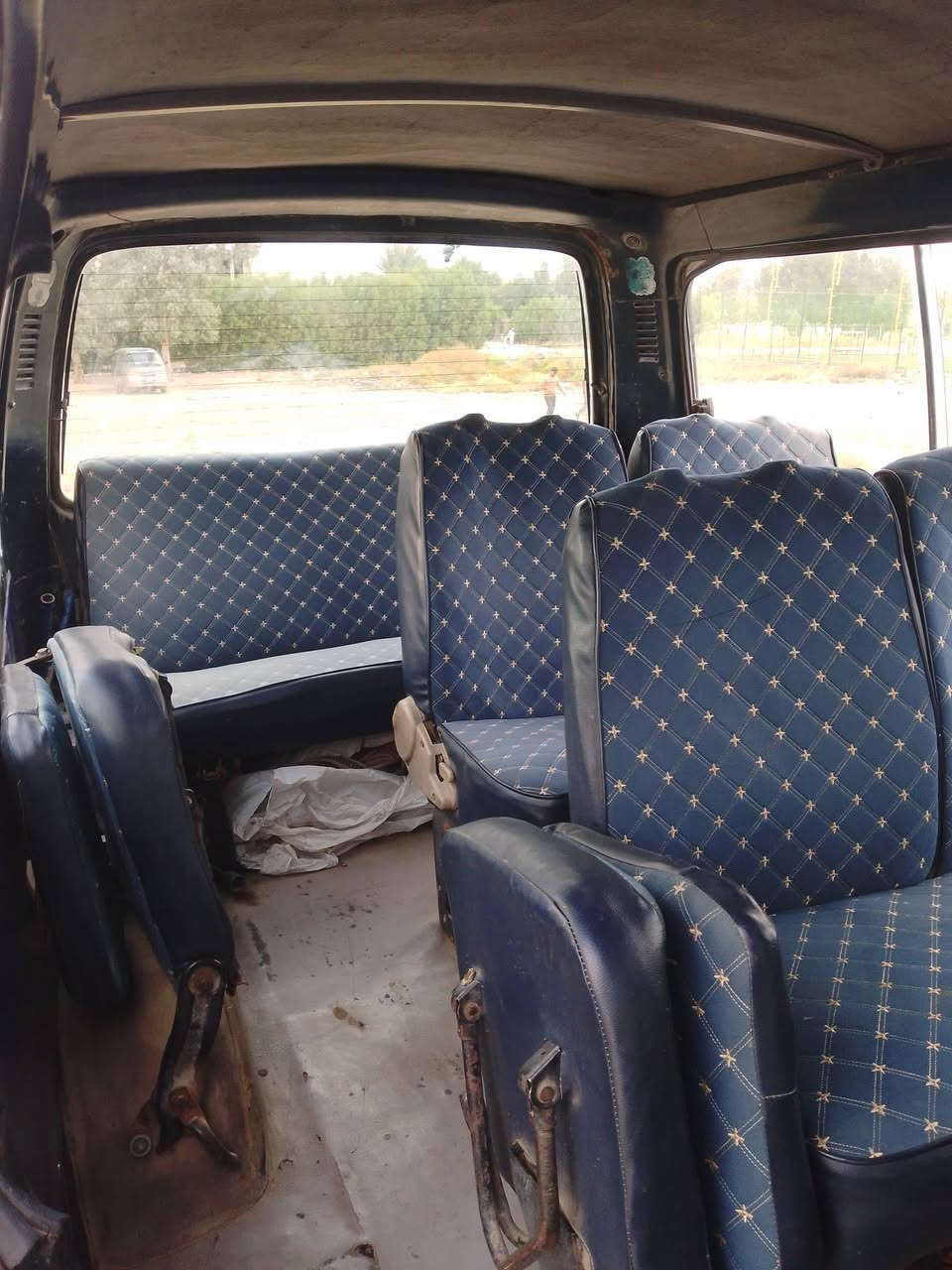 سلام عليكم كيا 14 نفر هيسه قديمه سنويه 27 مكينه وكير بريجو كاز بيها خيط بغار بدون تنقيص موديل 95 سياره جاهزه لل عمل مكان بغداد السعر 30 وبيها مجال رقم الهاتف ***********

