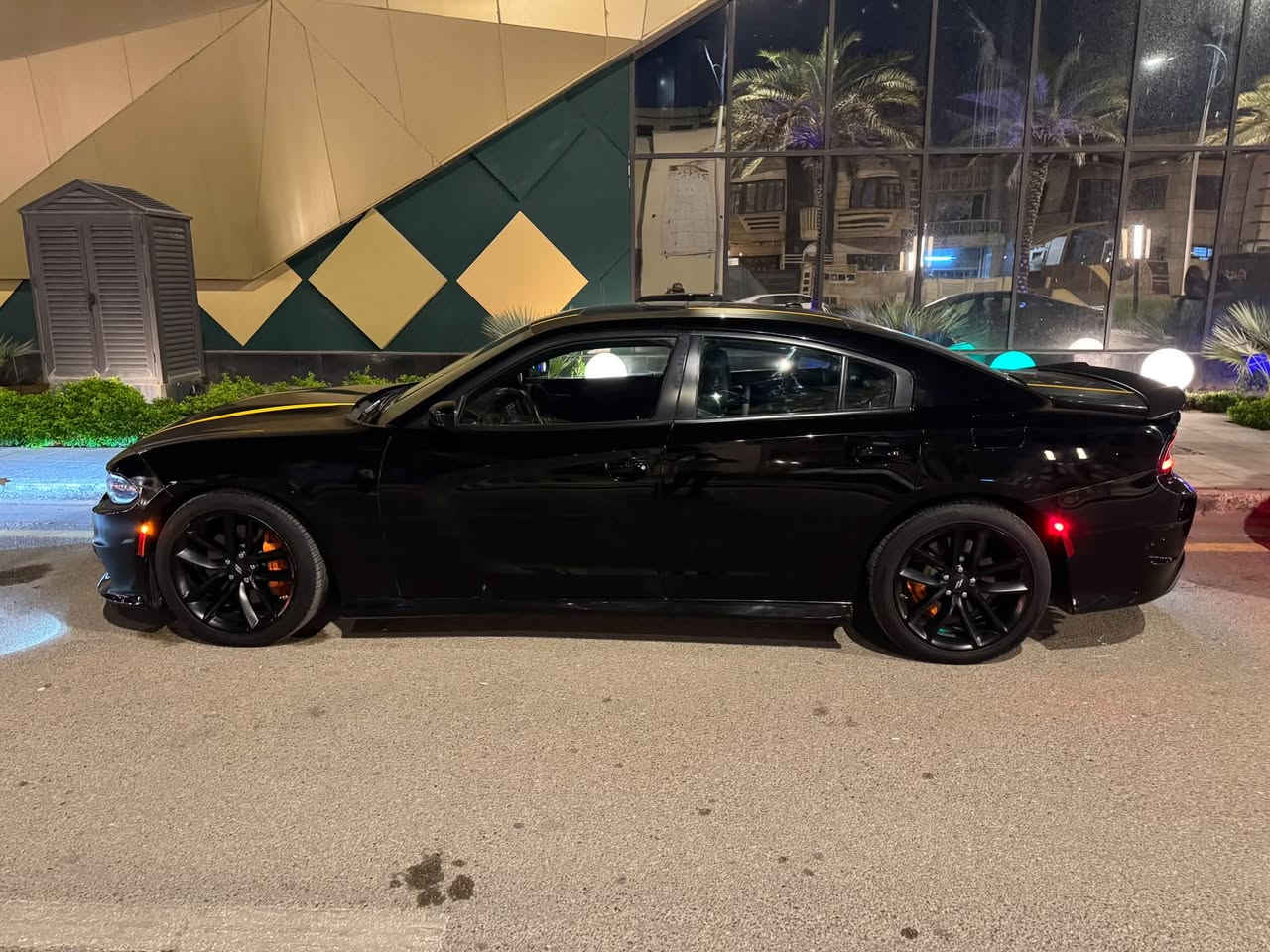 جارجر 2022  GT بلس نسخه الاورنج ادشن 🧡خليجي هارلم
1 فجوج برمبو 6 بستم اصلي شركه 
2 ويل عشرين 
3 محرك V6 
4نقطه عمياء 
5مري هيتر 
6 كشنات كنتاره + جلد 
7 كشنات تبريد + تدفئة 
8 كشن خزن ميموري 
9 شاشه كبيره 
10 سترين تدفئه 
11 مراءه تعتيم 
12 فتحه سقف 
سياره مكفوله من الصبغ والتبديل 
ما عده شي قليل بجاملغ بارد فقط وشرط  السونار 

السعر 290 $ 
الاستفسار ***********
