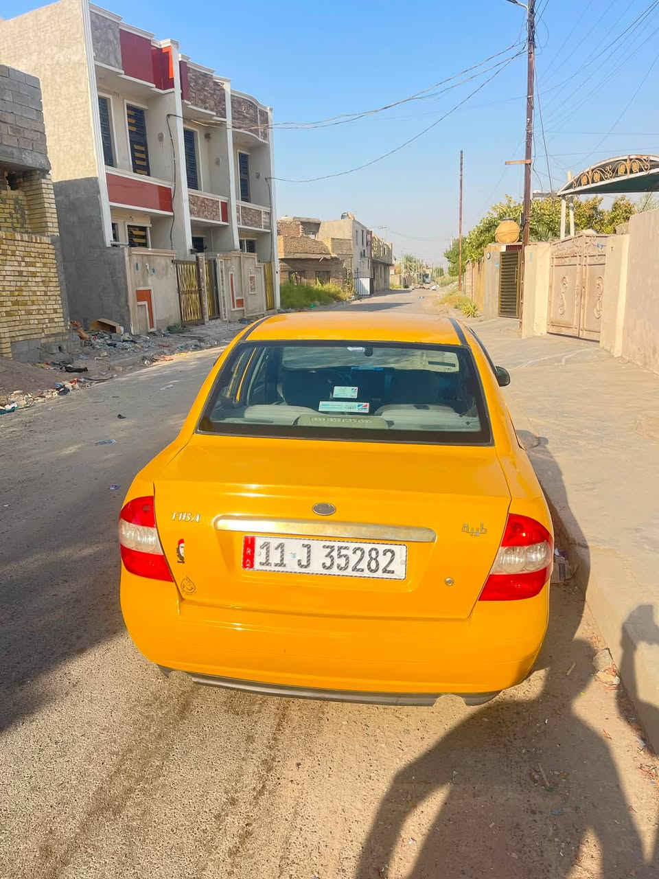 للبيع طيبه ٢٠١٥ سياره خير من الله
صبغ بسيط بل جاملغ مكينه كير خير من الله مابيهه لا تبخير وله تنقيص صدر خلفي امامي جديد تخم تاير جديد باتري جديد سياره تبريد ثلج سياره بسمي تحويل ثاني يوم رقم بغداد نكليزي 
سعر ٣٥ وبيهه مجال المكان بغداد بوبشام خلف معمل الغاز ***********
