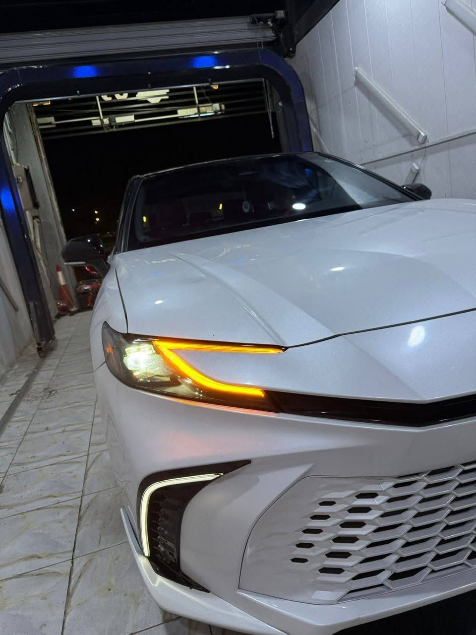 اللون ابيض صدفي توكلر / فول مواصفات 1/1 موديل 2025
✅دخول جديد   

حادث سياره / بيبان اثنين تبديل بيبان وكاله اصلي نفس اللون  ونص الجاملغ يعني ٣ قطع 

 

 

 مواصفات XSE 

🔹داخل جلد احمر 

🔹بصمة تشغيل ابواب 

🔹فتح الصندوك ذكي 

🔹محرك 2500 هايبرد 

🔹دشبول دجتل 

🔹رادارات 360 درجة ( امامي جانبي خلفي ) تمنع التصادم الامامي والجانبي والخلفي

🔹التحذير عند فتح الباب 

🔹تحكمات ستيرن 4 جهات  

🔹 شاشة 4 وضعيات للعدادات

🔹 4 وضعيات قيادة ( عادي/ سبورت /ذكي / اقتصادي ) 

 🔹مثبت سرعة ذكي ( التحذير عند مغادرة المسار )

‏🔹Auto Hold التوقف لفترات قصيرة

🔹الهاند بريك بصمة 

🔹شاشة  حجم كبير لمس تدعم نظام الابل كار بلي والاندرويد اوتو بدون كيبل يربط التلفون واير ليس و GPS  

🔹شحن واير ليس  

🔹نظام الصوت Bose عدد السماعات 8 ‏

🔹دخول ذكي عند الاقتراب 

🔹لايت لد

🔹نقطة عمياء

🔹تدفئة بالكشنات

🔹 لد متغير الالوان لون على طول الدشبول

🔹تحديد مسار وقيادة ذاتية  ورادار امامي 

🔹مانع انزلاق

السعر ٢٣٠ بيع او مراوس بسياره اقل 

العنوان 📍نجف

للتواصل ☎️ ***********
