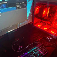 شاشه للبيع شركه ASUS Tuf gaming 144hz الحجم 24 رايدها ١٧٥ قفل كارتونته...