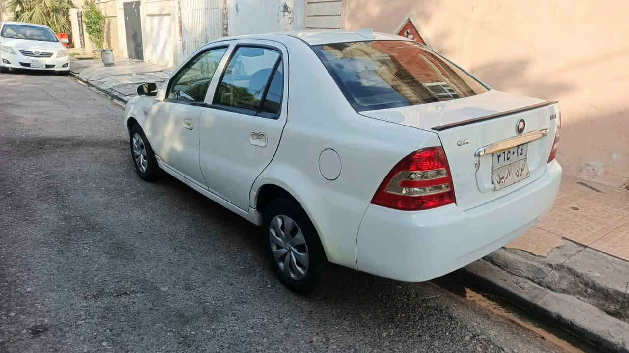 جيلي 2014
تبريد شغال 
مكينة وكير بشرط
سيارة جدا نضيفة قطعة وحدة صبغ  
وكالة تحويل بشرط 
غرامة عليها 100دولار 
السعر بيع سريع 38
*********** واتساب
