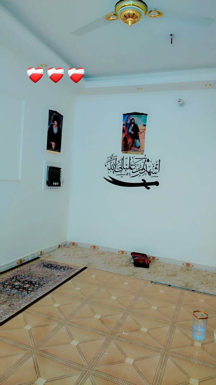 بيت للببع طابو صرف مساحه 128 العسكري الاول قريب جامع الجوادين غرفتين نوم استقبال صالة مطبخ صحيات خارجية وداخلية السعر120للاستفسار ***********
