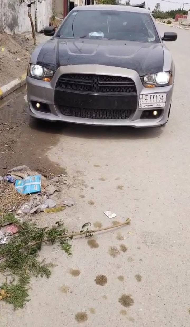 سلام عليكم
للبيع دوج جارجر 11 رقم بغداد وارد كندي بيه جاملغ صبغ ..مواصفات 6سلندر داخل لون احمر كشنات جلد شاشه كبيرة   تحكم استيرن منضومه زنون  سياره جاهزه مكينه وحداده وتبريد وتخم تاير   والاستفسار  ***********

مكان السيارة سماوة

السعر123 مع المجال
