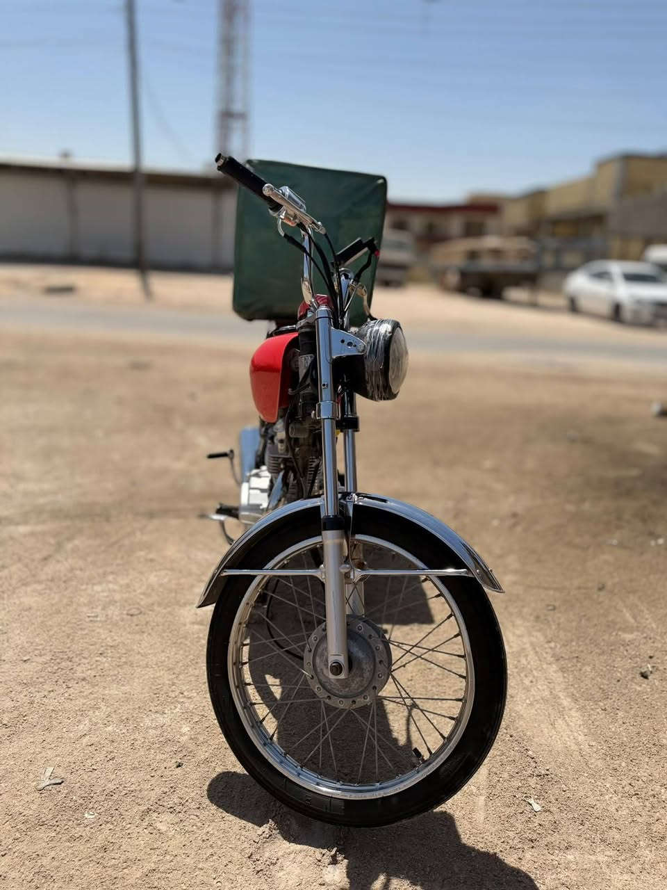 دراجه ايراني رقم للبيع السعر  (السنويه منتهيه )وراعيه موجود مليون ونص 1.500 مكاني التنومه نهر حسن الرقم(***********)
