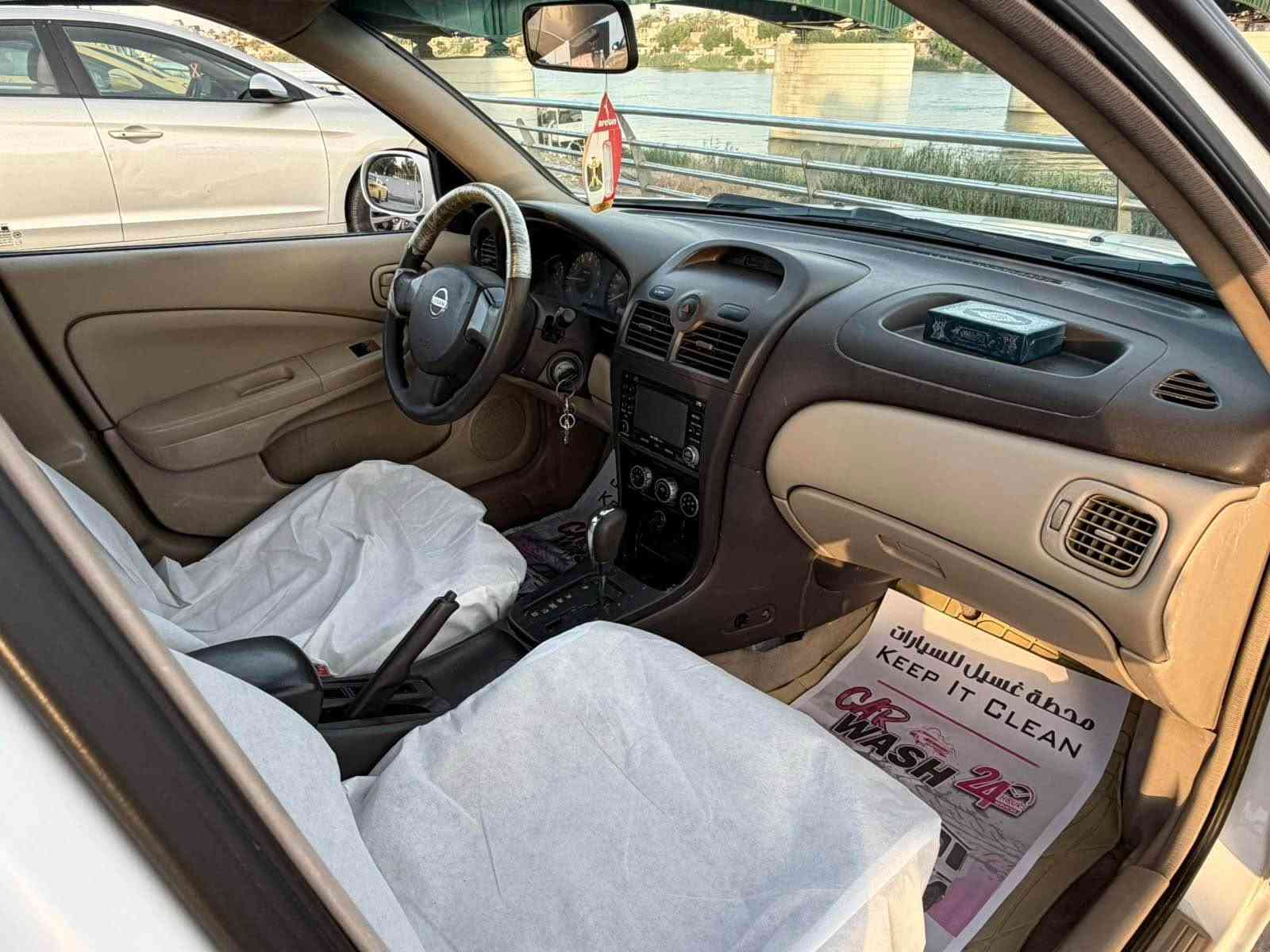 🚘 نيسان سني | موديل 2009
✨ لون أبيض، سيارة مرتبة ونظيفة

▪️ محرك 1500 CC
▪️ قير أوتوماتيك
▪️ تبريد ممتاز
▪️ داخلية نظيفة ومرتبة
▪️ تظليل
▪️ حساسات خلفية
▪️ السيارة جاهزة للاستخدام

📍 الموقع: بغداد
💰 السعر: يحدد عند الاتصال
📞 للاستفسار والتفاصيل: *********** بغداد, العراق
