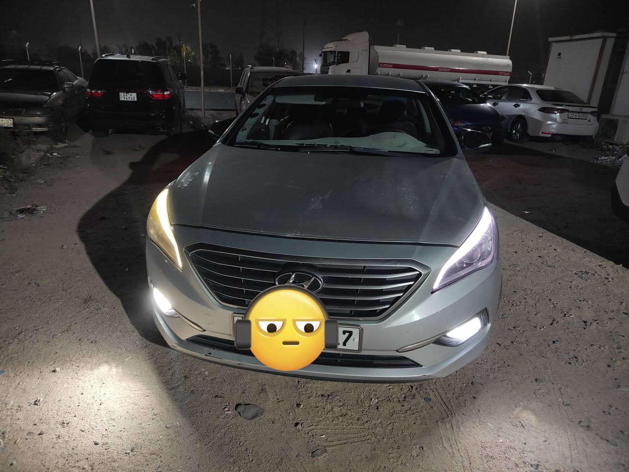 2016 سوناتا فول مواصفات عدى 
بصمة . شاشة جبيرة . لايت لد . نضام ترحيب . تبريد ثلج .حساسات اطارات جديدة 
سيارة كلش نضيفة وجاهزة 
عيبها انه السيارة غاز خط واحد 
السعر 45 
متومه رقم شمالي 
العنوان بصرة 
***********

