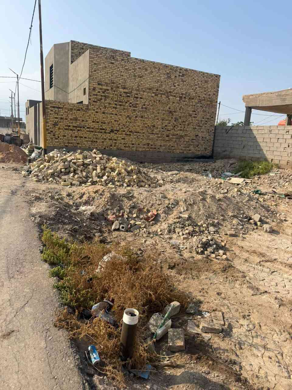 سلام عليكم عرصا 120متر مقابيل الحسينيه ابو الفضل العباس بل مجمع الجديد السعر 12 علا طريق الديوانية دغاره الاستفسار الاتصال علا الرقم ***********
