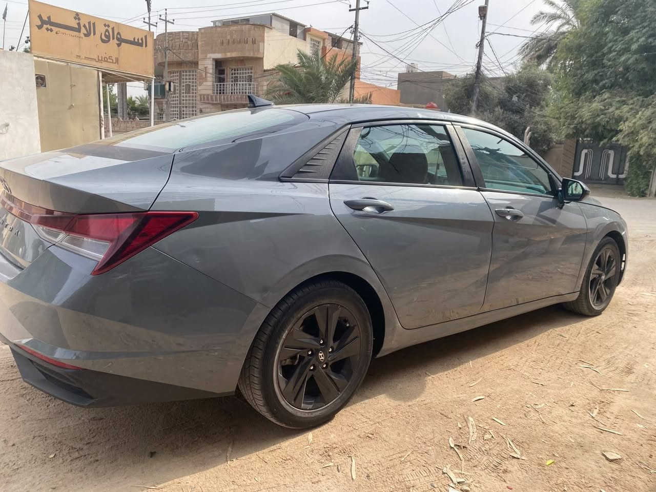 النترا وارد امريكي لون سمنتي موديل 2022
فول مواصفات ماعده الفتحه
حادثها فقط ضربه في الباب خلف العربي مبدله اصليه 
رقم بغداد باسمي ***********
