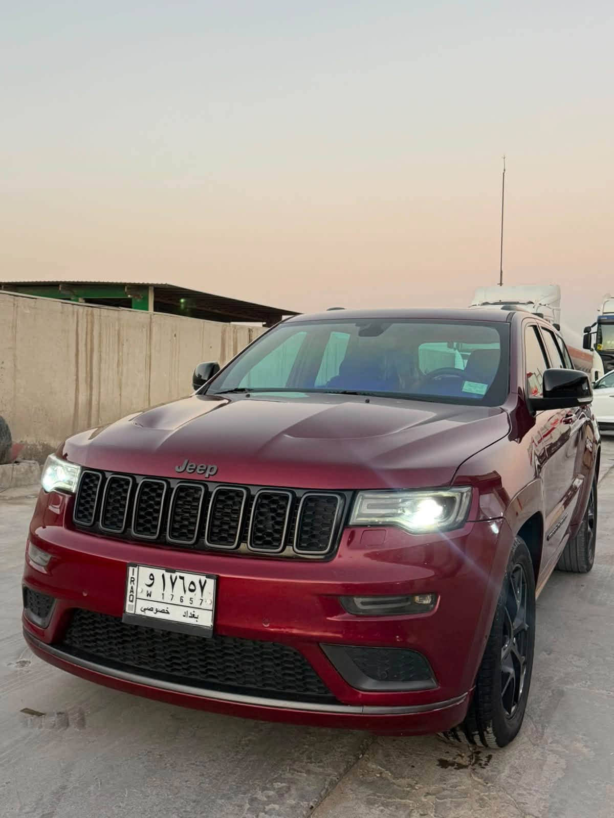 جيب 2019 خليجي
s مكفولة عدا الدعامية الامامية صبغ ماشية 63000 
رقم بغداد مكاني الحلة 
ب250$ وبيه مجال السونار اليوم مسوي 
مبدل بساتم مال 2014 بالشركة بانزين عادي لادونز ولا دوخ بالمحسن 
موبايل ***********
