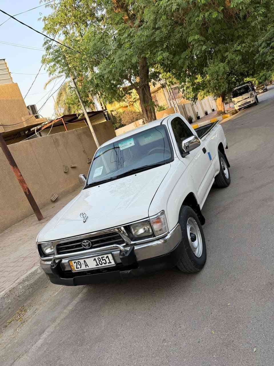 السلام عليكم
فلاحي 2001 
رقم واسط دولي سنويه٢٠٣١ تحول مباشر
مكينه كير أكسل شاصي تخم تاير تبريد  تدفئة كهربائيات كله مكفول 
سياره بيها رشات صبغ ابيع مصبوغة حزام (اكفلها لغود وشواصي وتكم وحادث) 
مكان سياره واسط الصويره 
سعر سياره 78$ وبيها مجال حق جيه 
للاستفسار.***********
أو وتساب
