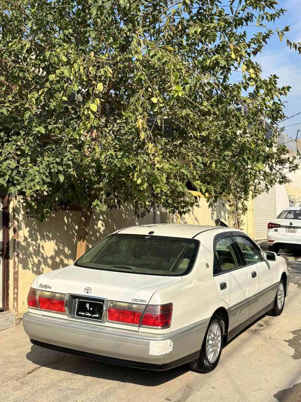 مەلیکە ٢٠٠١ • ڤڤتي • رقم نجف