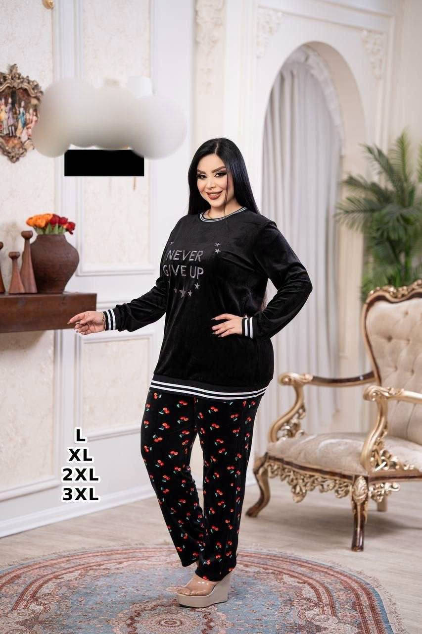 #الموديلات_الشتائيه_عدنه_وبس
#جمله_فقط
#اقل_طلب_درزن

نص مكتوب في الصور:
- P-8 L XL 2XL 3XL
- P-15 L XL 2XL 3XL
- P-2
- L
- XL
- 2XL
- 3XL
- P-1
- L XL 2XL 3XL