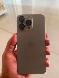 ايفون ١٥ برو ماكس • ٢٥٦ • بطارية ٨٥