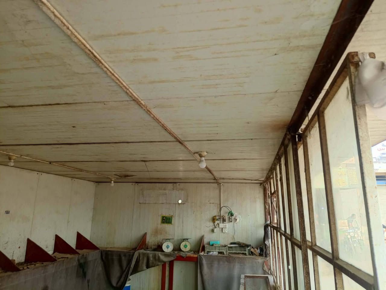 محل للبيع • حلو • ٧×٤م