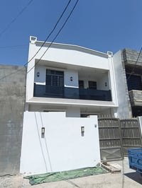 ١٣٥م • ٤غرف نوم • بناء حديث