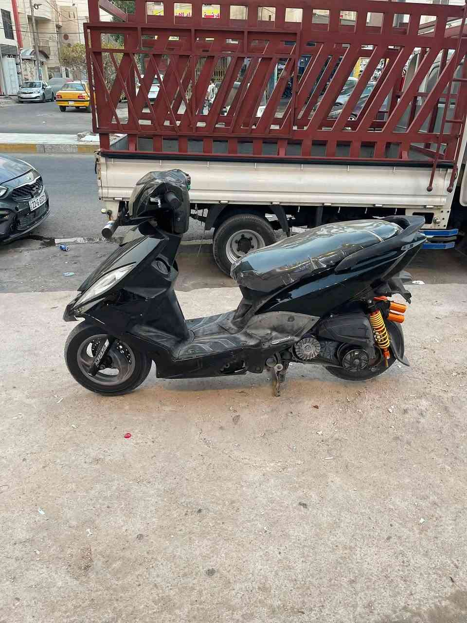 السلام عليكم من رخصت الادمن دراجه ثعلب gtrنوزل  الدراجه مكينه تخبل خرسه للخير بس البريك الامامي يرادله تنفيس من تجي جيب فيتر وياك السعر ٧٠٠وبيها مجال مكاني بغداد الحريه او ساحه عدن الستفسار وتساب***********
رصيد***********

