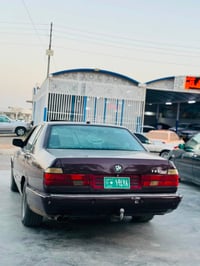BMW740  V8    1993 ئاڕم پلاستیک  سڵایت  ٤ جام کارەبا  تۆماتیک درع 0751...