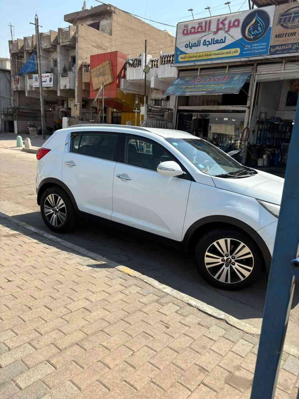 السلام عليكم سبورتج خليجي موديل16فول موصفات ما عده بليراما رقم بغداد بسمي سياره هزه جديده 

موصفات السياره
1 بصمه 2
2 تحكم استيرن جهتين
3مري كهربائيات شفط
4 سياره ماشيه 97 الف
5 سياره مكفوله كفاله عامه من الصبغ 
6 مكينه 2000 دوش مرغوب
السعر 150 وبيها مجال واني خادم 
العنوان بغداد مدينة الصدر 
رقم الموبايل ***********
