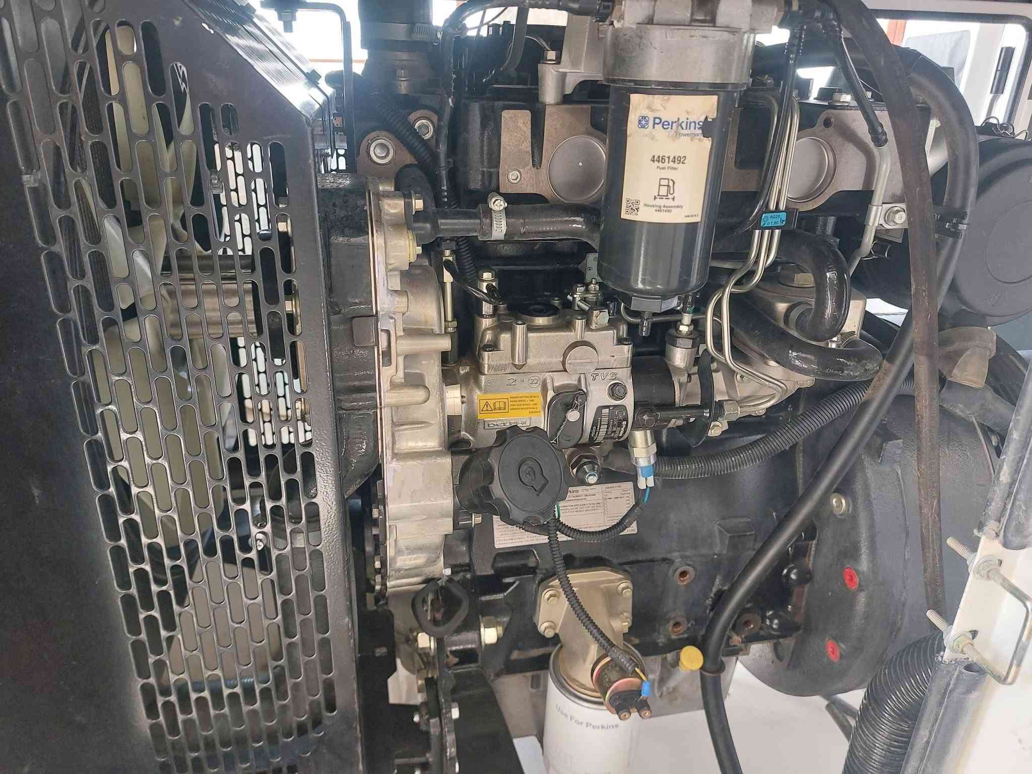 مولد 60KVA غدار للبيع مشتغله ٣٠٠٠ساعة على وضع الشركة
للإستفسار على الرقم ***********

