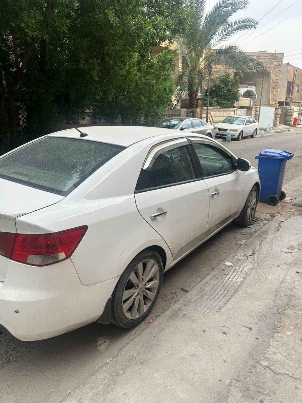 سيراتو ٢٠١٢ • ماشي ٣٠٠٠٠٠ • بغداد