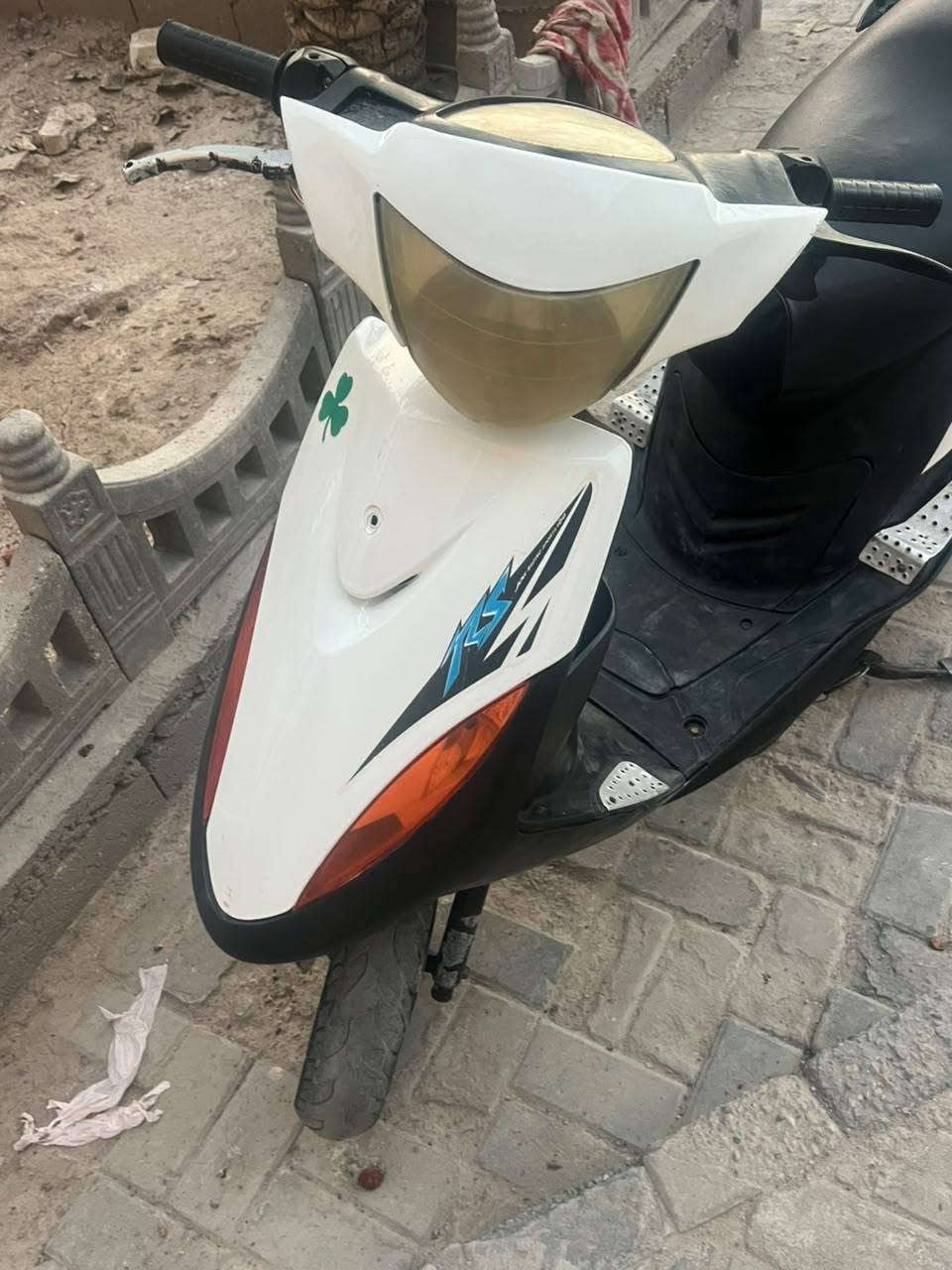 💢 دراجه ماكس عدله جديده و نقصها بس كهربايات و ضفيره جديده و كابريته جدسده و دراجه مجفته دجفيت متعوب مكفول  تشتغل سلف و هندر  السكان بي ثكل بوشتها 55 رياضي   مكان البصره ابو الخصيب البهدريه بة 600
***********
💢 دراجه ماكس عدله جديده و نقصها بس كهربايات و ضفيره جديده و كابريته جدسده و دراجه مجفته دجفيت متعوب مكفول  تشتغل سلف و هندر  السكان بي ثكل بوشتها 55 رياضي   مكان البصره ابو الخصيب البهدريه بة 600
