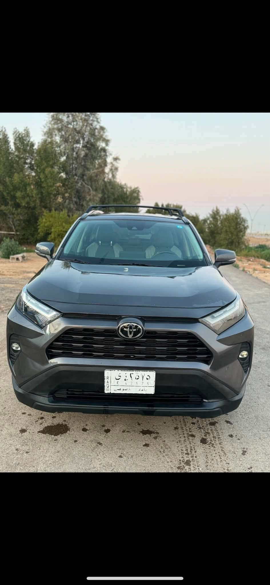 سلام عليكم للبيع راف فور ٢٠٢٢  فول مواصفات ١/١
فول مواصفات  XLE
نظيفة جديدة كلش
تخم تاير جديد
فتحه سقف 
كامره دواره 
بصمه 
دخول ذكي 
صندوق كهرباء 
شاشات خلفيه
حساسات 
لايت زنون 
نظام صوت 
الاتصال على الرقم ***********
