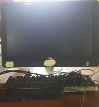 معالج i7 • رام ٨ گيگا • ذاكرة ٢٥٦