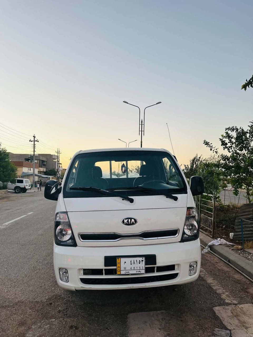کیا ٢٠١٣
یه ک بڕاوه یه 
کۆدی بۆ کراوه 
حه وت گێڕه 
گێر و مه کینه و ئه سلی به شه رت 
ناوبۆدی تیایه برێکی به سراوه و ڕزیوی نیه هه موو گیانی به شه رت 
سعری ٦٧ گه لا و ماعمه له 
سه یاره که له هه له بجه ی تازه ییه 
***********
