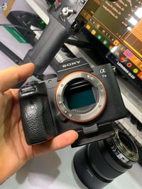 للبيع – أغراض تصوير • كامرة شترة 12 سوني  A7III — 1,300 DJI Ronin 4 — ...