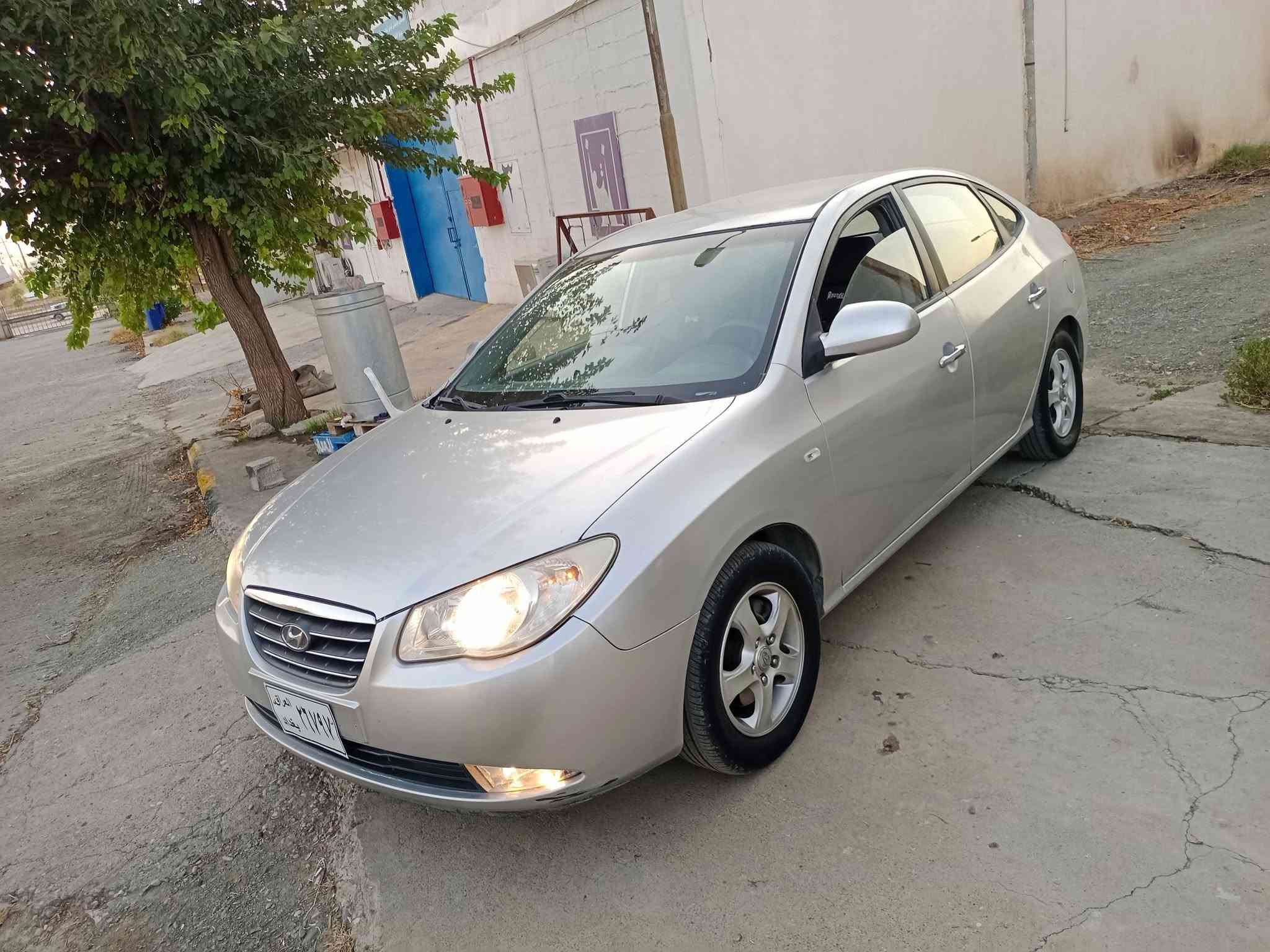 بسم الڵە .. هۆندای ئاڤانتی کۆد دار کۆدی هەیە 2008 پاکەتی فول مواسەفات
تەبرید لەمس کوشن جڵد سوکان ڤۆلیۆم شاشە کامێرە
حاسە بەردی ساڵانسا ماڵانە کامل مەسروفە کارەبای کامل ئیش دەکات
جرکەی تیانیە هایدرۆلیکی گێڕو ڕۆنی مەکینەو پلاک و بەنسی تازە گۆڕاوە
کەڤەرو سەڤف و سەرەدەبڵ بەشەرتی  دەسۆنەر قەترە غایزی نیە
گێڕو مەکینە بەشەرتی دە وەستا
شوێن شارەزوور زەڕایەن
***********__***********
ئەدمینی گوڵ
