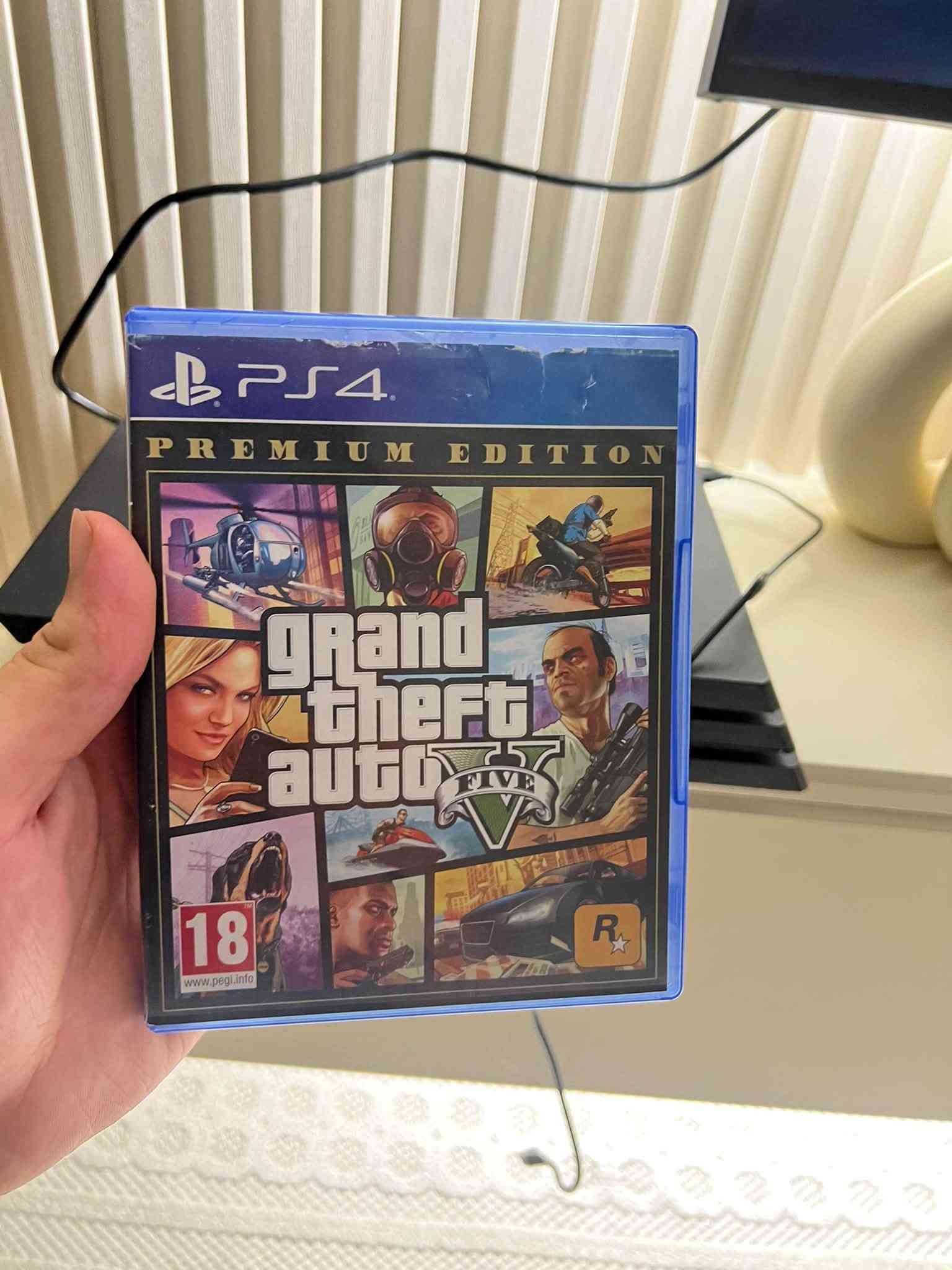 بلي فور برو للبيع او المراوس جهاز اخو الجديد مفتوح فقط تنضيف يجي ويا جوستك ولعبة GTA سعره 350 الف 

المكان البصرة التنومة 

للتواصل واتساب ***********
