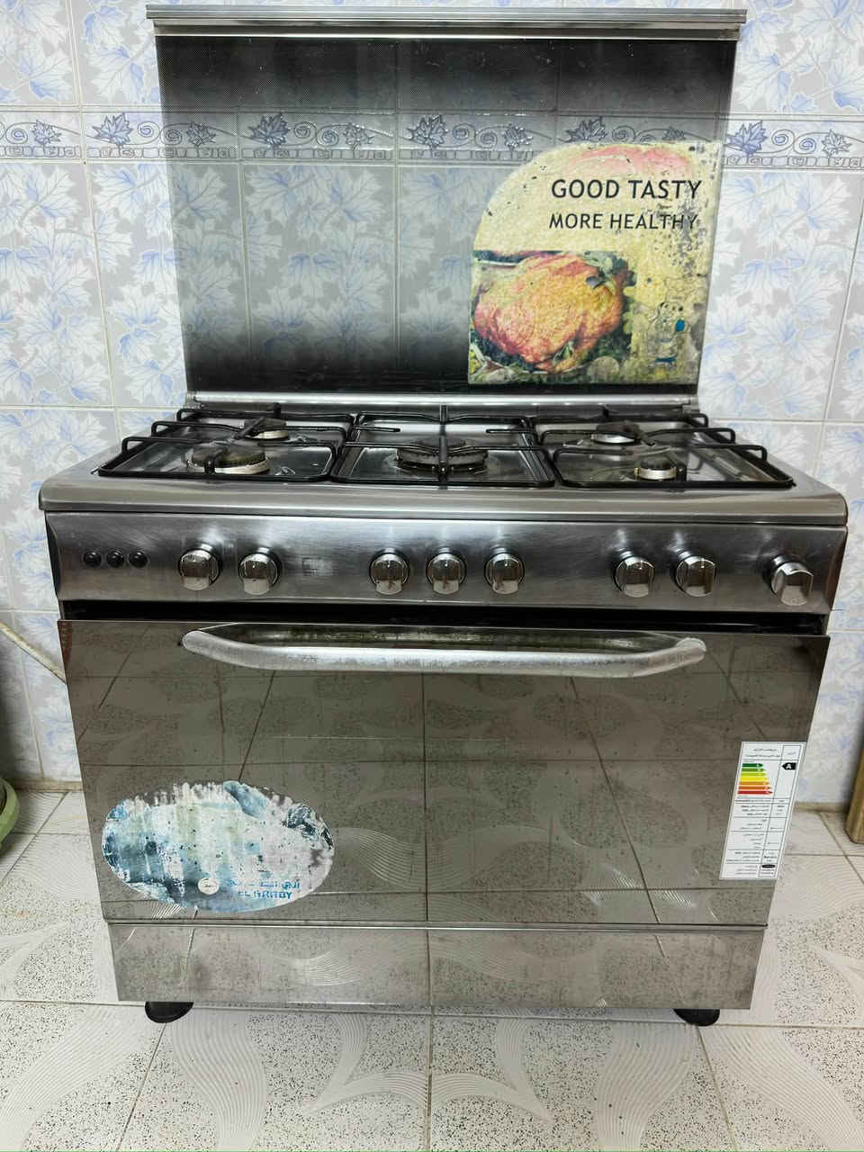 اغراض منزلية طباخ ال جي حيل نضيف مابي اي عيب و طباخ إيطالي استراد تركي شرط الشغل مابي اي عيب و ديوان تركي يصير مخزن و سرير و براد ماء شرط الشغل مابي اي عيب و ثلاجه عارضه جديده مامستعمل للاستفسار الاتصال على الرقم  ***********  //  *********** 
واتساب فقط // ***********
