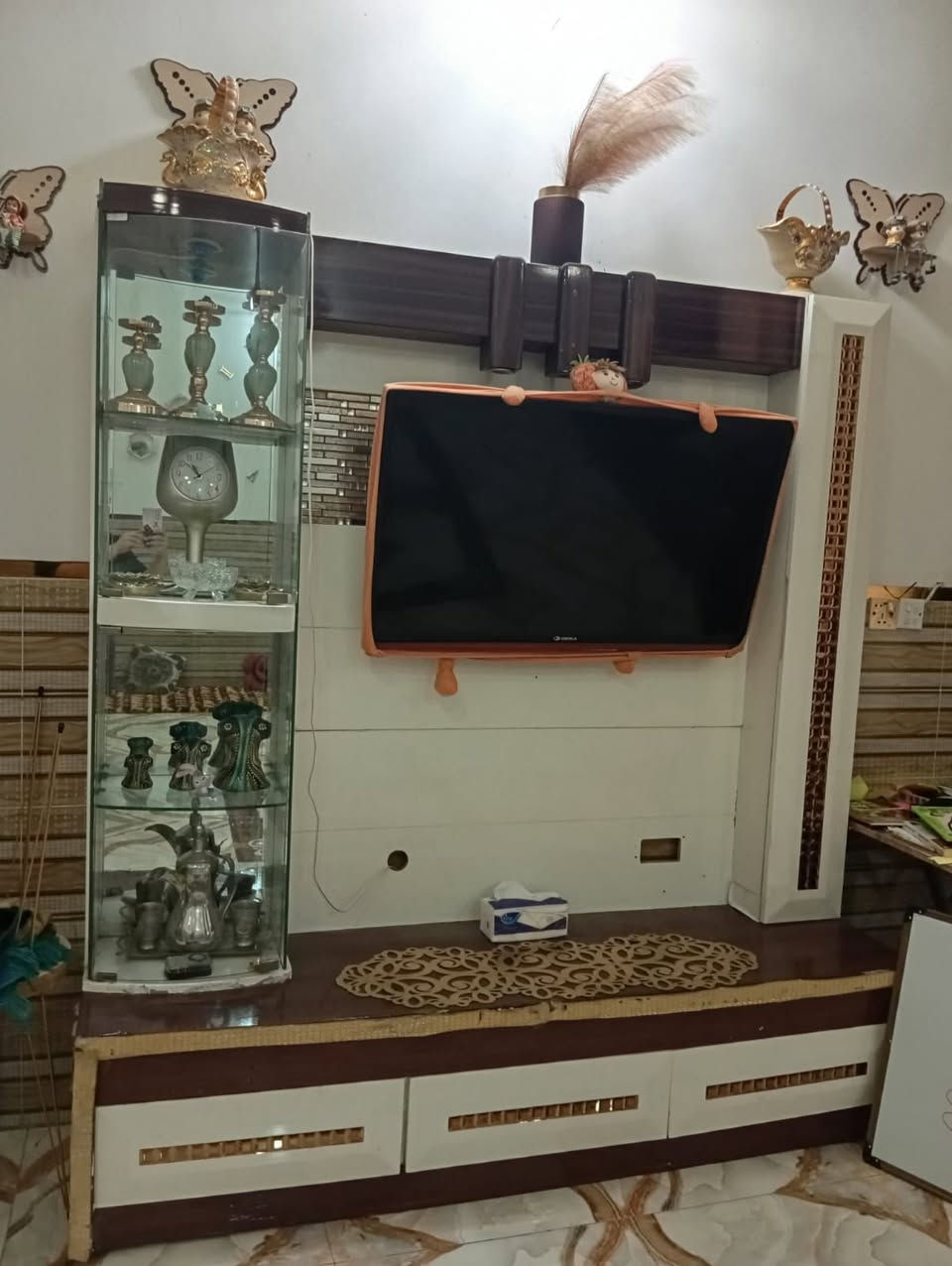 السلام عليكم من رخصة مدير الكروب المحترم ميز بلازمةمستعمله ارقمي للتواصل واتساب ***********
