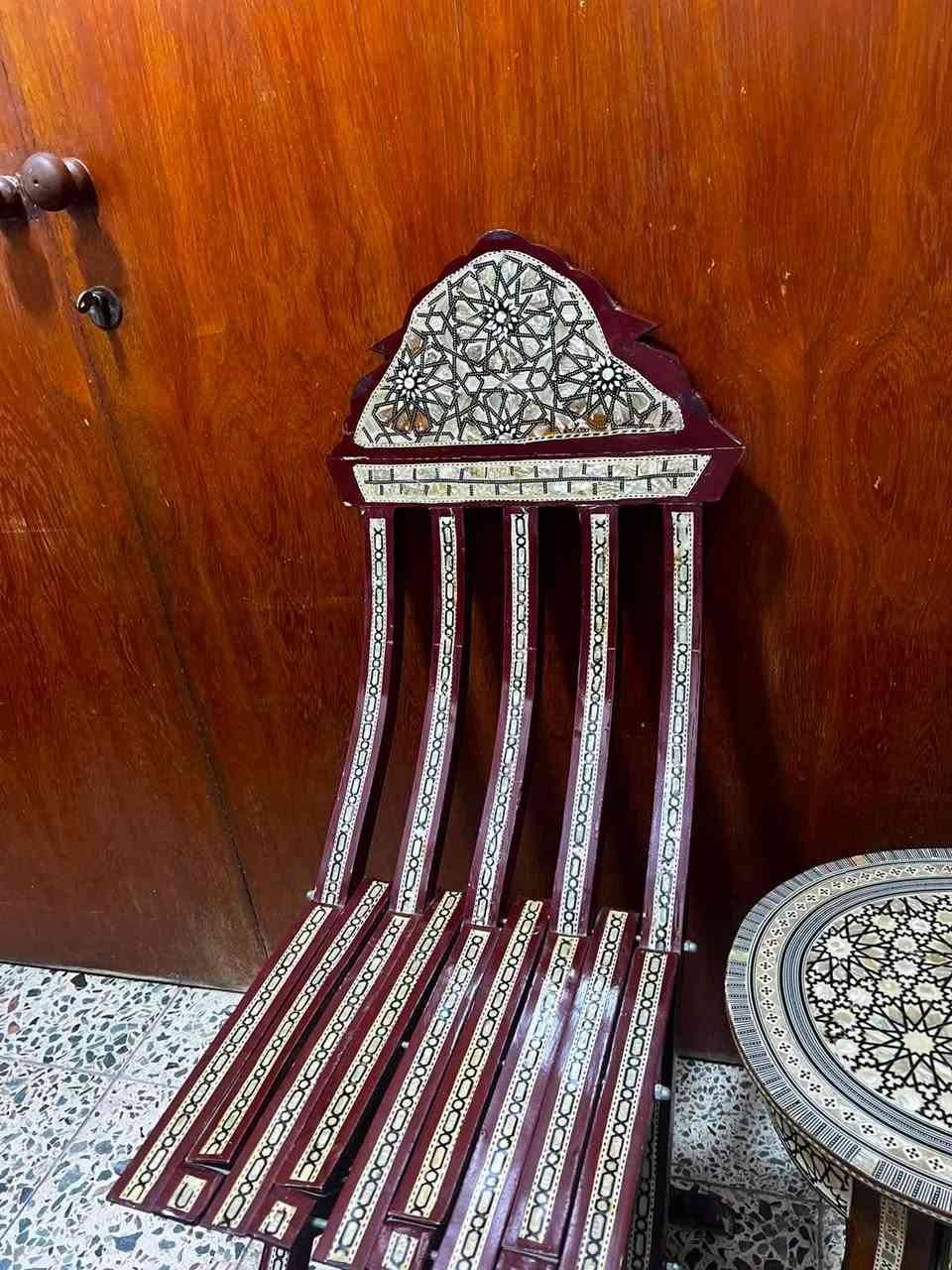 السلام عليكم يوجد سيت اربسك صدف مصري توصا كراسي عدد 2مع طبلات عدد 4 مع علبة كلينكس ومقدمة جكليت وقواعد أكواب للاستفسار الاتصال على الرقم ***********
يوجد وتس اب

