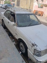 تويوتا كراون • ٢٠٠٠ • البصره