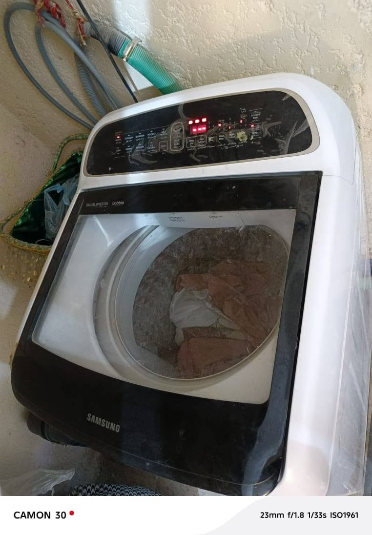 السلام عليكم عارضه مستخدم قليل عوزهه بس غاز سعرهه ٢٥٠وبيهه مجال قليل 
غساله اوتماتيك جديده كلش  سعرهه ٣٥٠وبيهه مجال ناصريه مركز ***********

