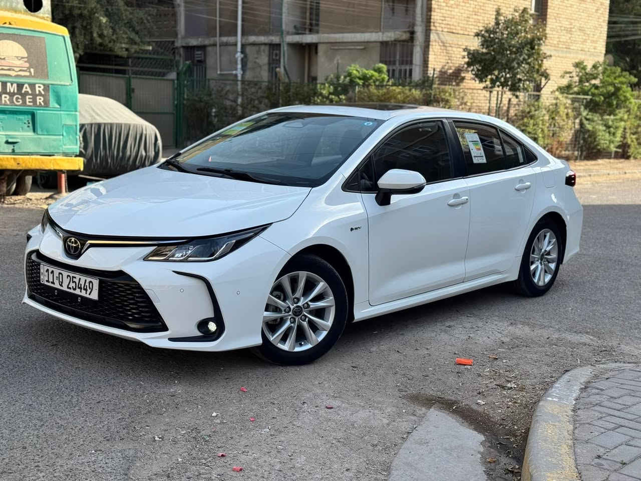 السلام عليكم كورلا شكل خليجي هايبرد السياره باب الأول فول موصفات حساس امامي خلفي اصلي كشنين كهرباء علامه سوده مديل 2024 ماشيه 27 ألف سياره بيه صبغ جاملغ ايمن وباب الصدر ونص باب الخلفي ليس ضربه صبغ فقط اثر حرق ومبيه دواخل ابد شي بسيط حرك الصبغ ونبخن فقط وتصويره موجود الاستفسار ‭***********‬
