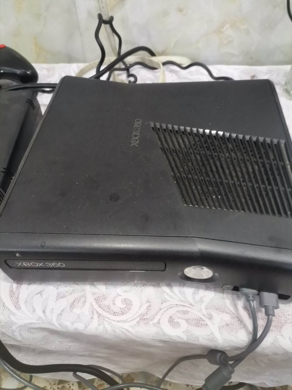 سلام عليكم للبيع مستعجل عليهن
ميز بلازمه ب١٥
اكس بوكس 360 شغال ونضيف فقط نقص يده وحده السعر ٨٥ وبي بسيط
العنوان بغداد بوب الشام يم الاقواس فوق سيطره شعب ***********
