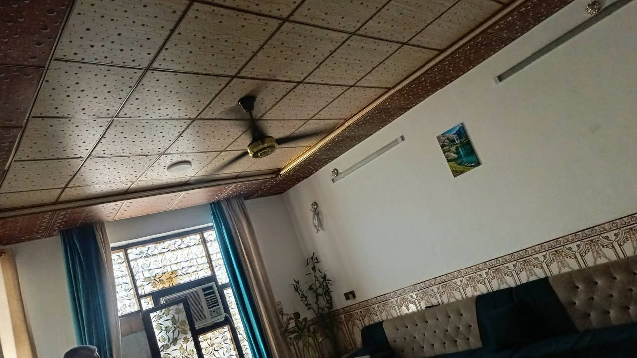 السلام عليكم بيت لبيع فقط المساحه 162البيت خير من لله سقوف ثانويه مي وكهرباء سيراميك بور سلين وسطح شتايكر البيت قاط ونص البيت مفول العنوان بغداد جسر ديالئ الكرغوليه سدت جبور السعر وتفاصيل اكثر التصال ع الرقم ضاهر فوك الشاشه //***********//***********@@
