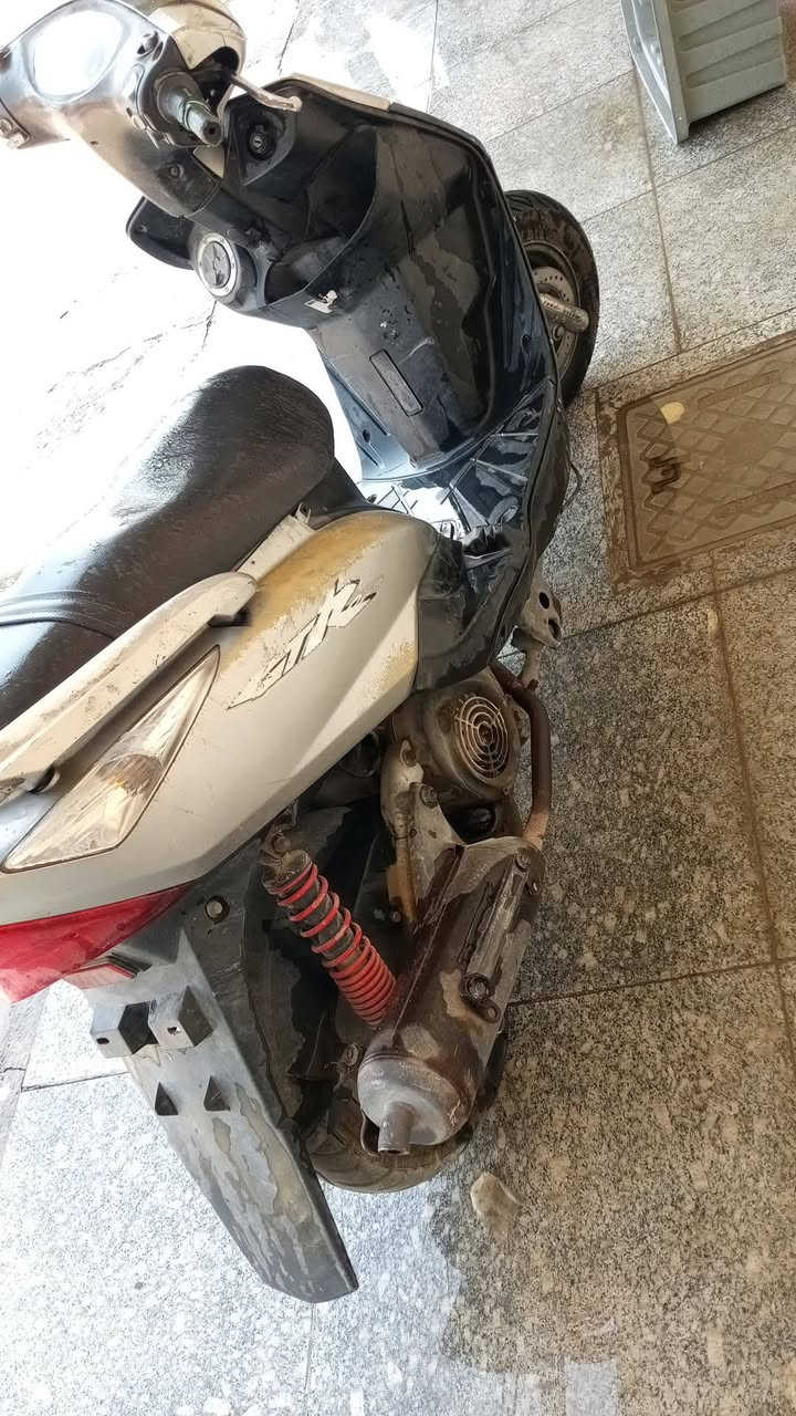ثعلب البيع كهربائية شغاله كلهه ما عده كلج سرعه نقصهه بس دبلات لين تعبانات مكينه مكفوله كفرات اني منزلهه من شركه هيج دراجه صار شهرين متروكه بل محل
العنوان الامين الثانيه قرب تقاطع زهور سعر 300ولك حك الجيه ***********
