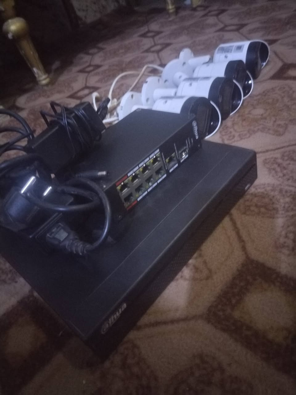 منظومه كامراة دهوا اصليه  انتبه اصليه لاتجاري ولا باب ثاني شرط اصليه نظام lp صوره فول كلر ملون ليلى نهاري تدعم الصوت أيضا  بث عالهاتف باي مكان تشاهد بيتك
السعر  ٥٠٠
بابل الحمزه الغربي
***********
