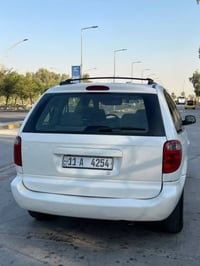 دودج كرفان • ٢٠٠٤ • رقم بغداد