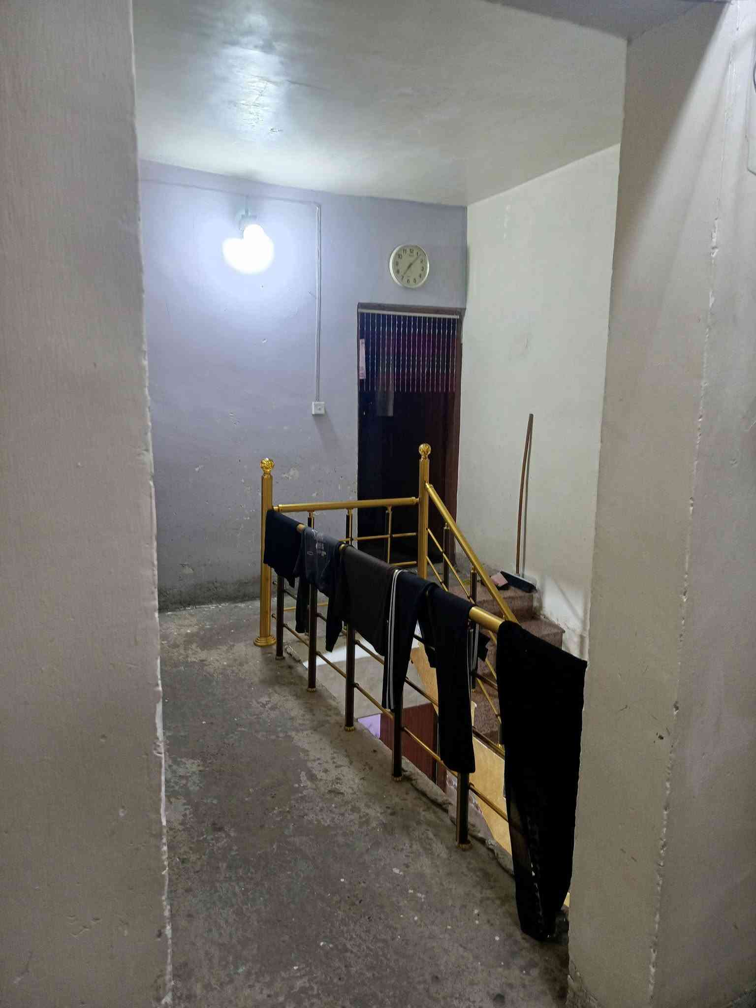 بيت البيع مساحه ميه طولانيه دوانب بشارع بيت موزان ‏‪+9647725532548‬‏
