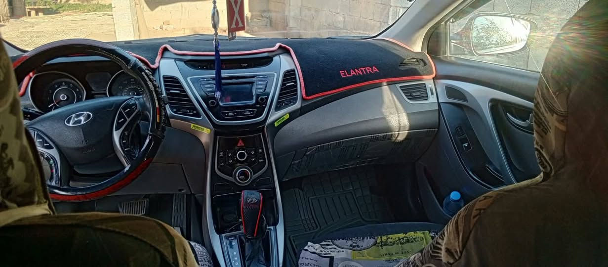 النترا 2015 سياره نضيفه ويل كب كروم شاشه لمس كامره بلادي تحكم ستيرن جهتين تخم تاير مكينه 2000 دوش سياره نضيفه جديده خير من الله  السعر 112 ورقه
خاص مجاوب تصال ع رقم فقط ‏‪***********‬‏
