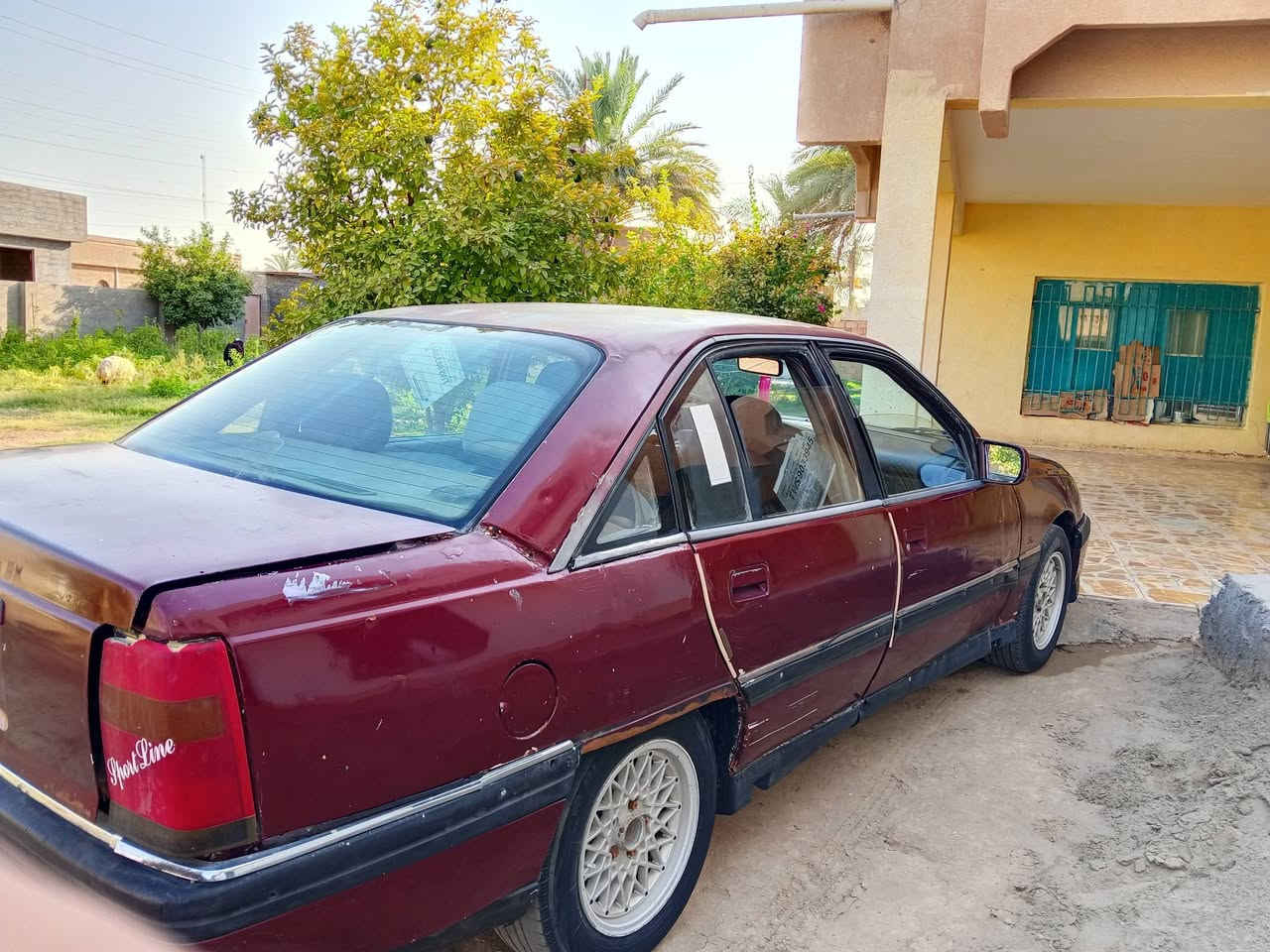 السلام عليكم من رخصه الادمن اوميكا للبيع موديل 1991 السعر 21 بيها مجال المكان الرمادي جويبه الاستفسار علا الرقم  ***********

