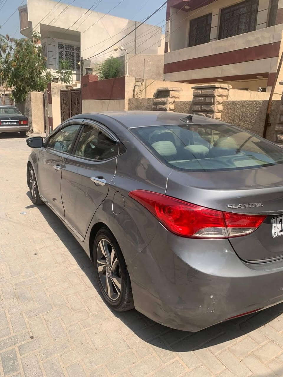 النترا واردى أمريكي
موديل ٢٠١٣
سيارة نضيفة كلش
تبريد ثلج
كير محرك جدد
صدر امامي خلفي كلش نضيف
بسمي شرط التحويل
ويل كب
اشاير
سيارة مال جناي كلش نضيفة
عنواني بغداد السيدية
السعر ٩٥ بيهة مجال بسيط
*********** حسين
شباب مكلف بل نشر الي يحب يتصل عل رقم
